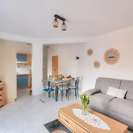 Prázdninový dům La Maison Bleue - - Piscine Couverte